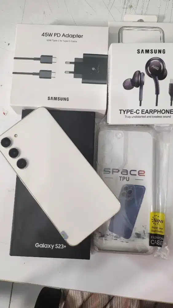 Samsung galaxy s23 plus 8/256Gb