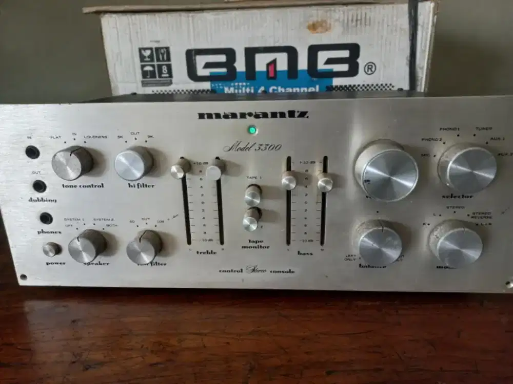 Marantz 3300 Pre Amplifier