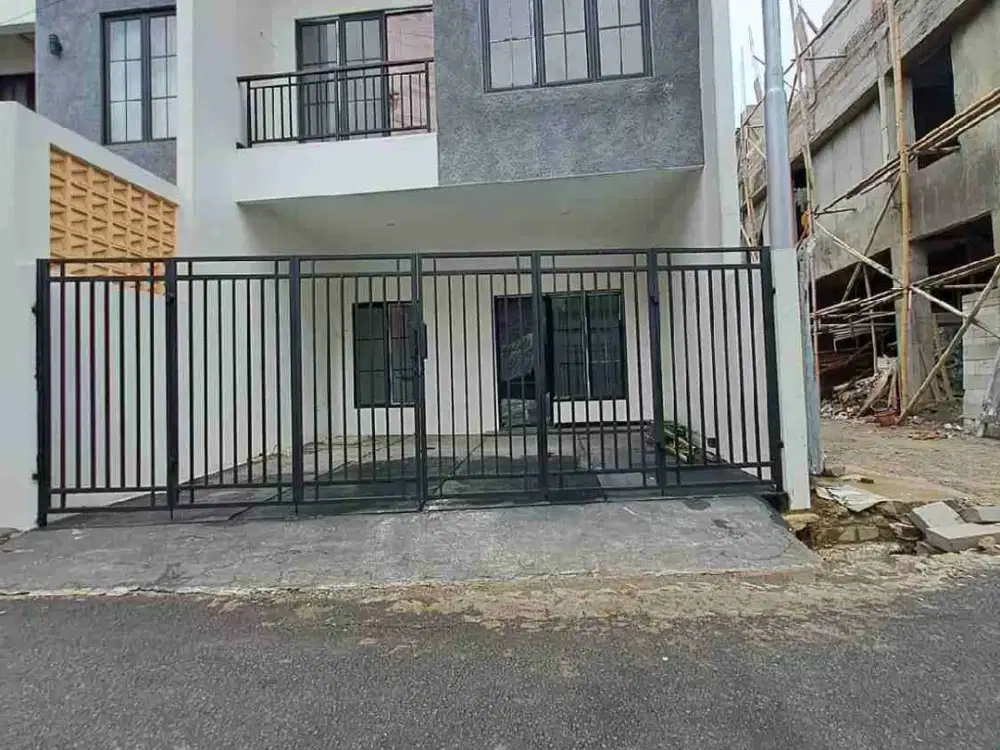 Rumah siap huni di jatipadang pasar Minggu Jakarta selatan