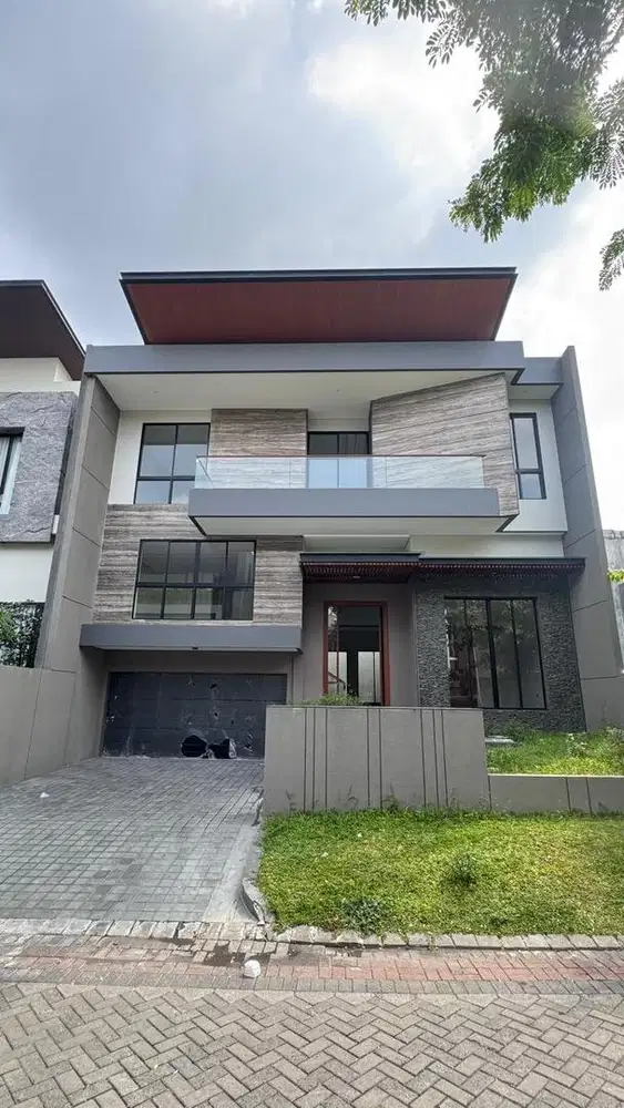 Rumah baru Gress Mewah Luxury di pakuwon Indah dekat citraland