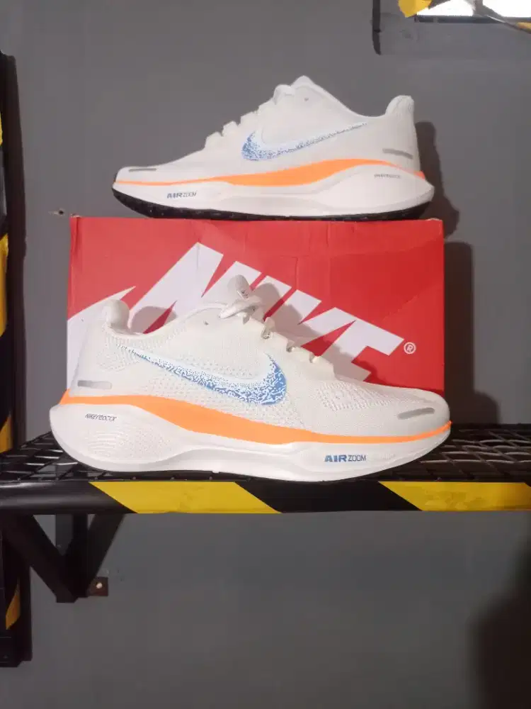 sepatu Nike Air Zoom Pegasus running lari