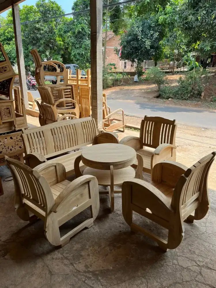 Kursi babon antik jadul