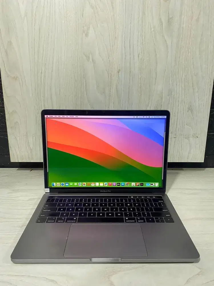 Macbook Pro 2019 Intel Core i7 13inc RAM 16gb SSD 512gb