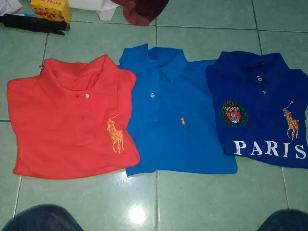 Kaos polo bekas toko tutup kondisi masih bagus