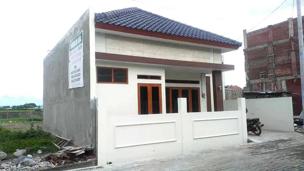 Dapatkan Rumah Baru di Gentan Sukoharjo dkt Jln Raya . Bisa KPR