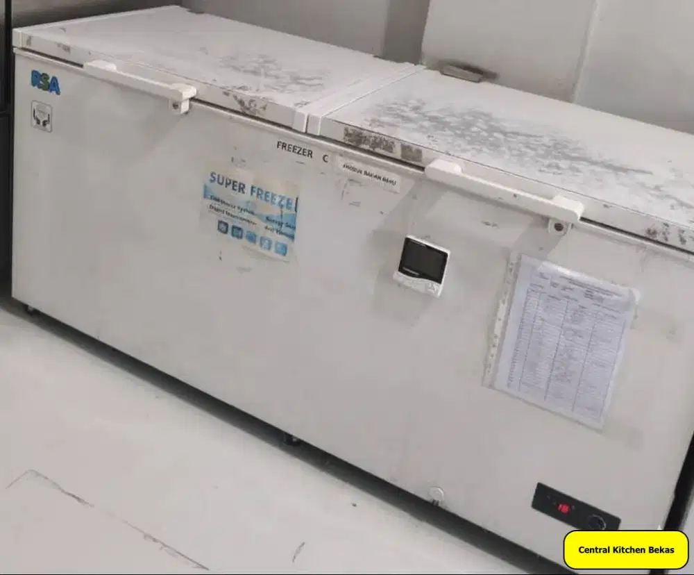 SECOND RSA 2 PINTU CHEST FREEZER CF-600 600 L - 260 W