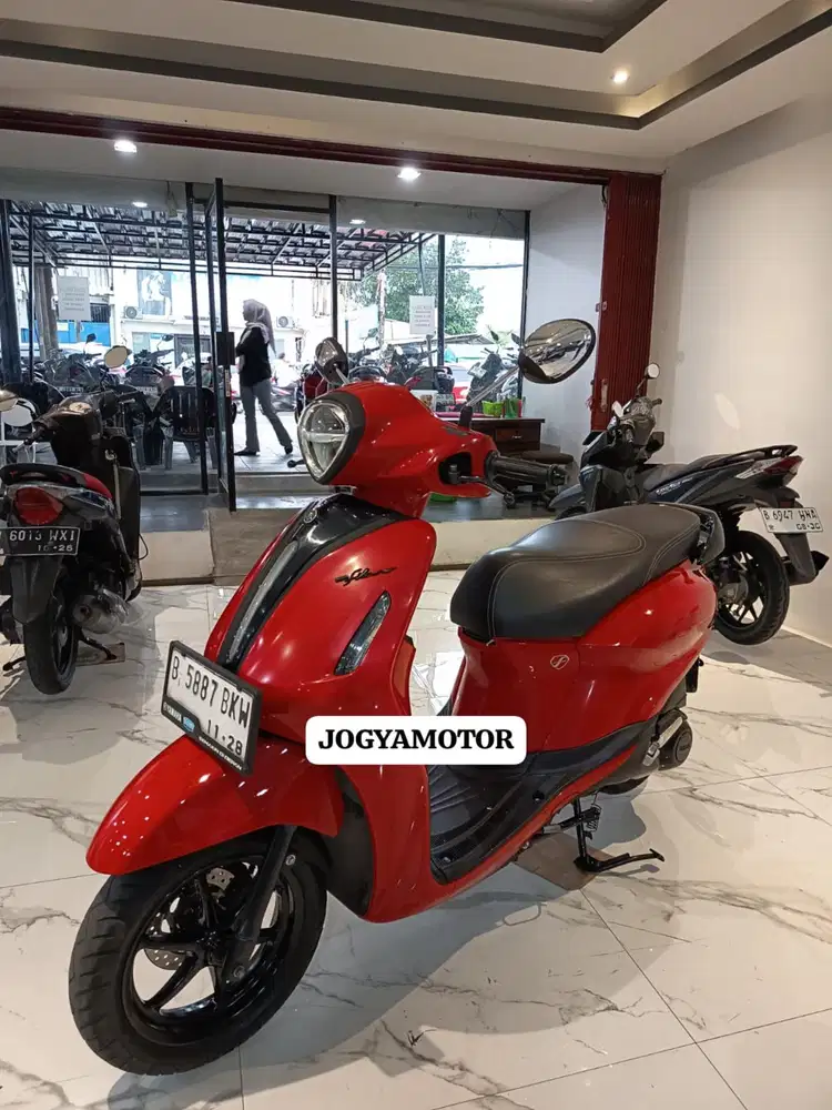 (B) Yamaha filano tahun 2023