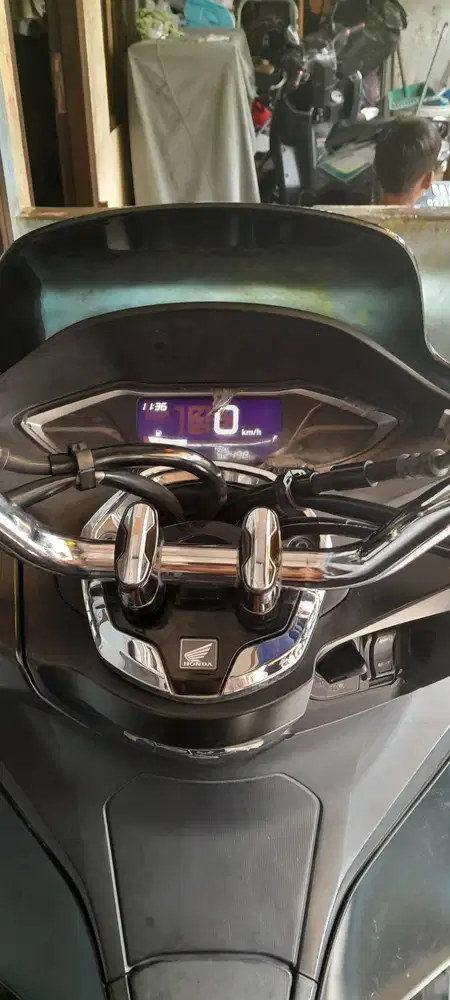 Dijual honda pcx 160 tahun 2022