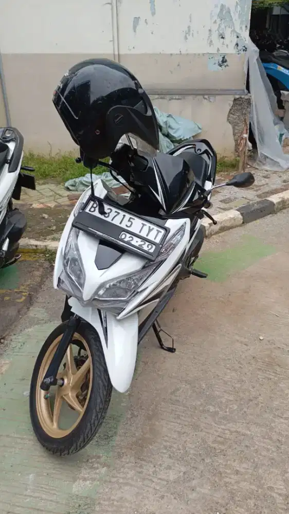 Vario 2014 pajak on