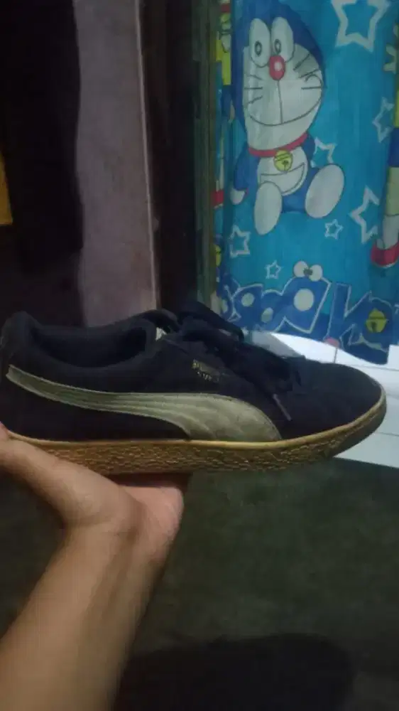 Sepatu puma suede