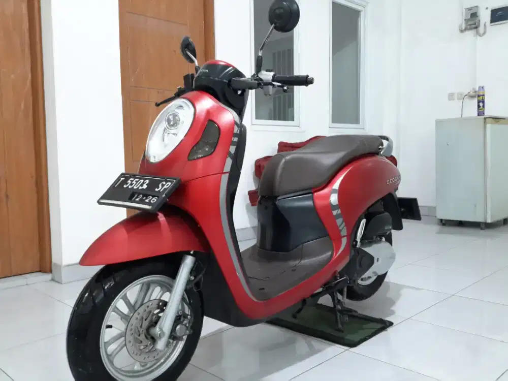 SCOOPY DONAT REMOTE 2021 BLN 12 BEKAS BERKELAS