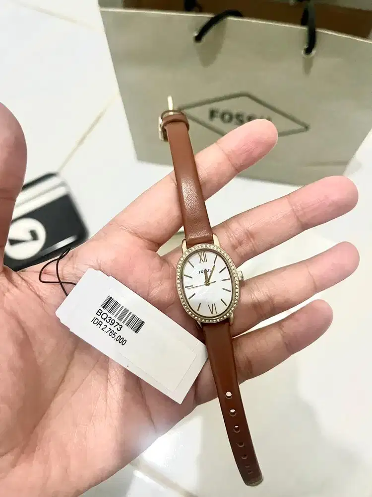 Fossil Analog Penny MOP Leather Watch – Wanita (BQ3973)
