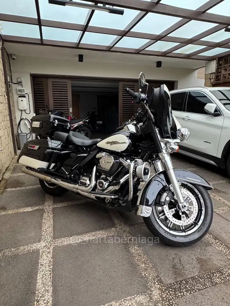 HARLEY DAVIDSON ELECTRA POLICE 2017