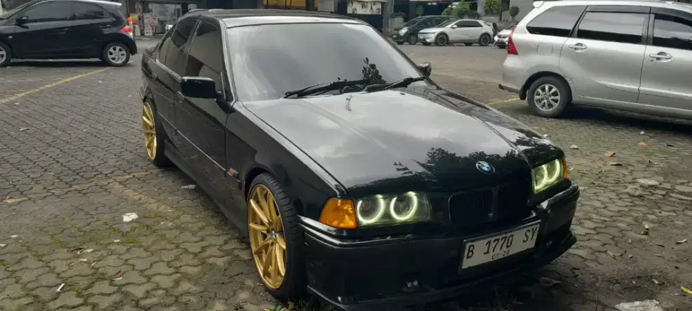 BMW E36 320i Mulus Josss