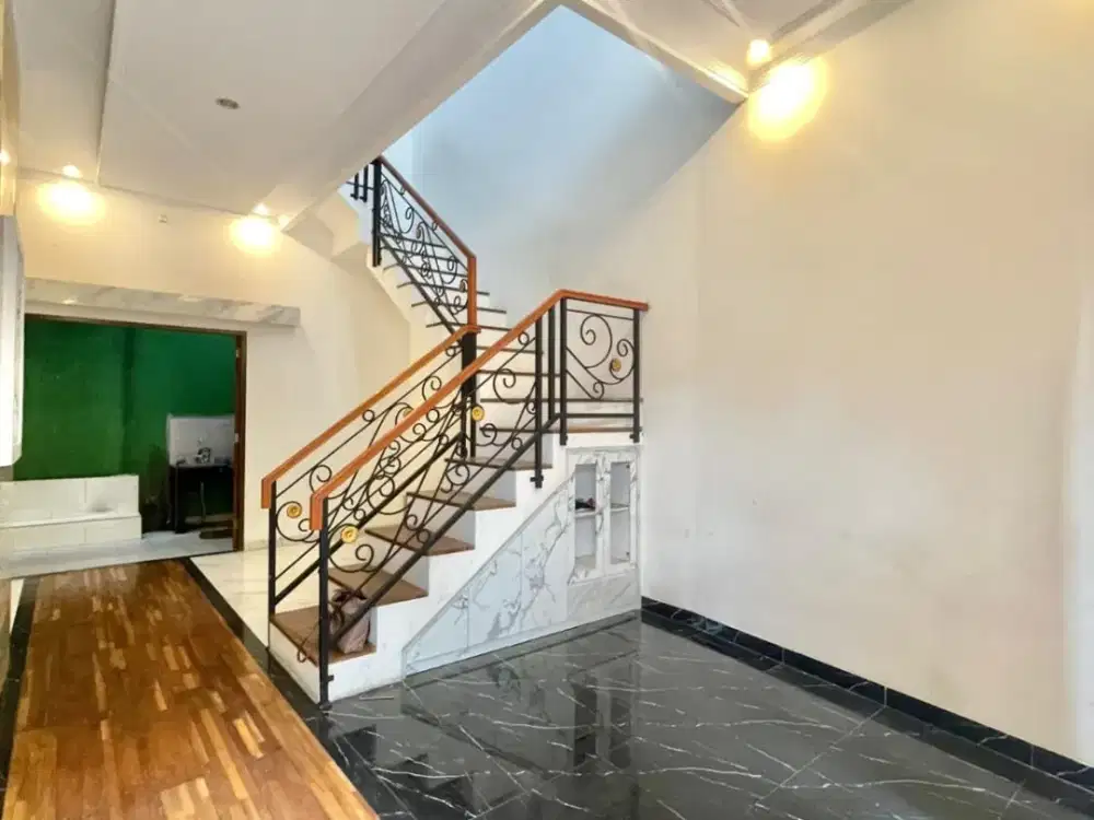 ‎Di sewakan rumah mewah siap huni di Jagakarsa, Jaksel