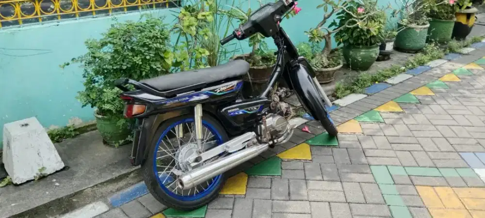 Dijual Motor Grand th 1997 Sabit Plat W