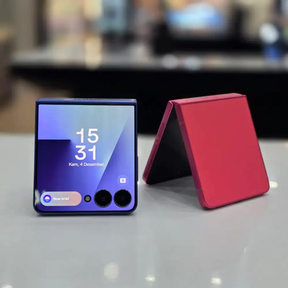 Samsung Galaxy Z Flip7 free Galaxy Buds