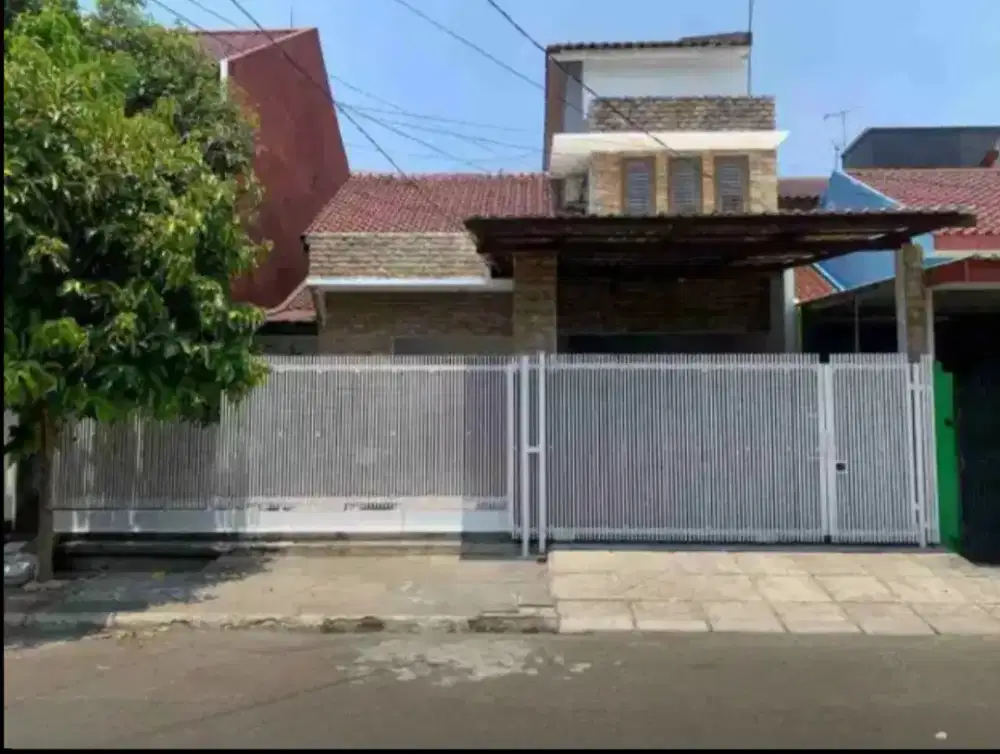 RUMAH MEWAH DI MUTIARA PLATINUM PULOGEBANG