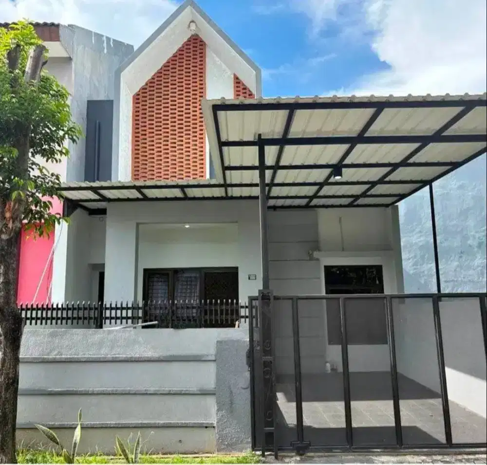 Bawah Pasaran‼️Rumah Cantik Citraland Surabaya