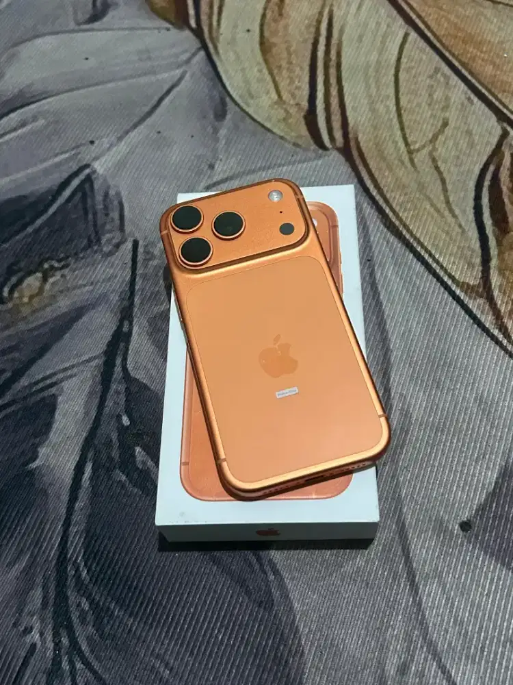 IPhone 17 pro 256 gb ibox, cosmic orange