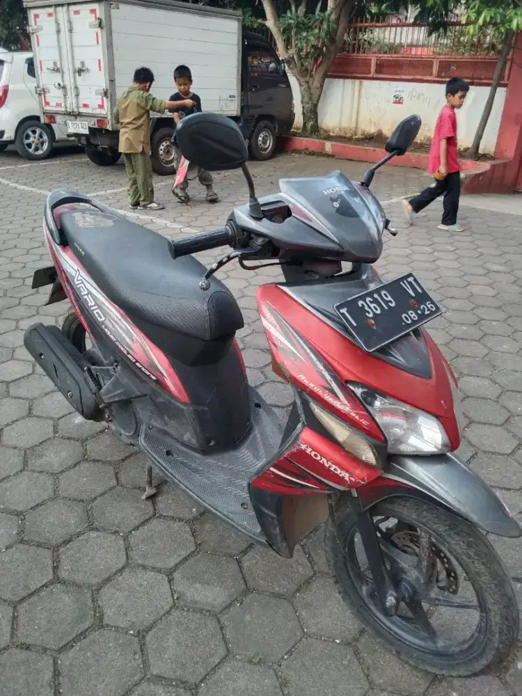 honda vario tahun 2012 plat T subang
