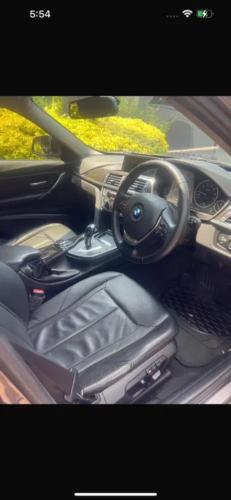 BMW 320i 2014 Bensin