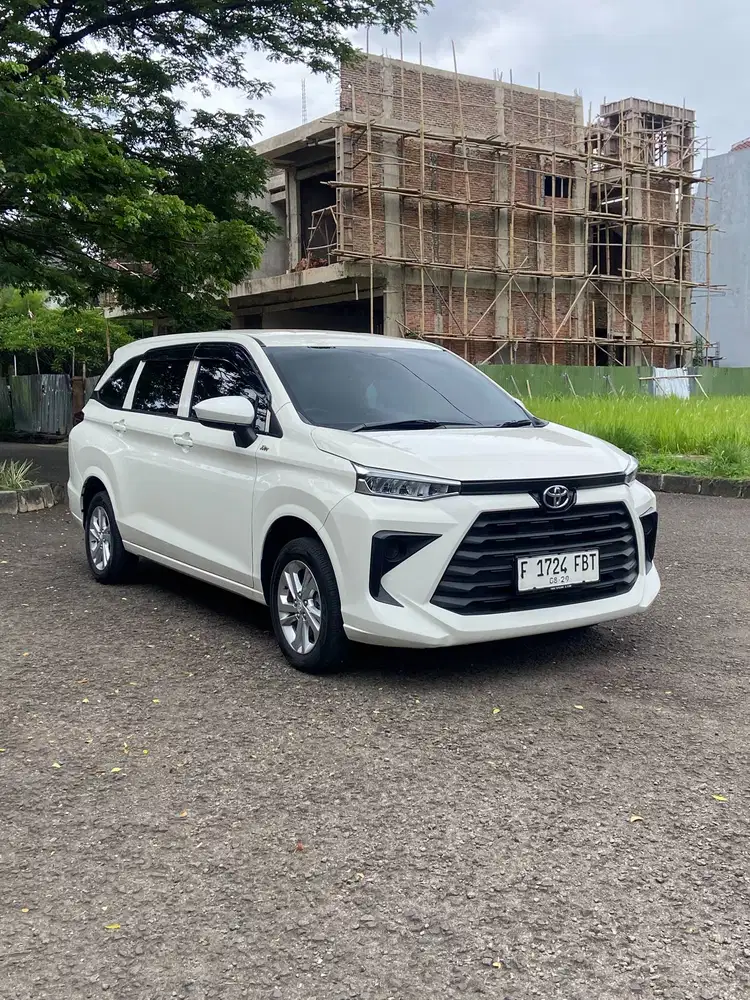 TOYOTA AVANZA 1.3 E AT