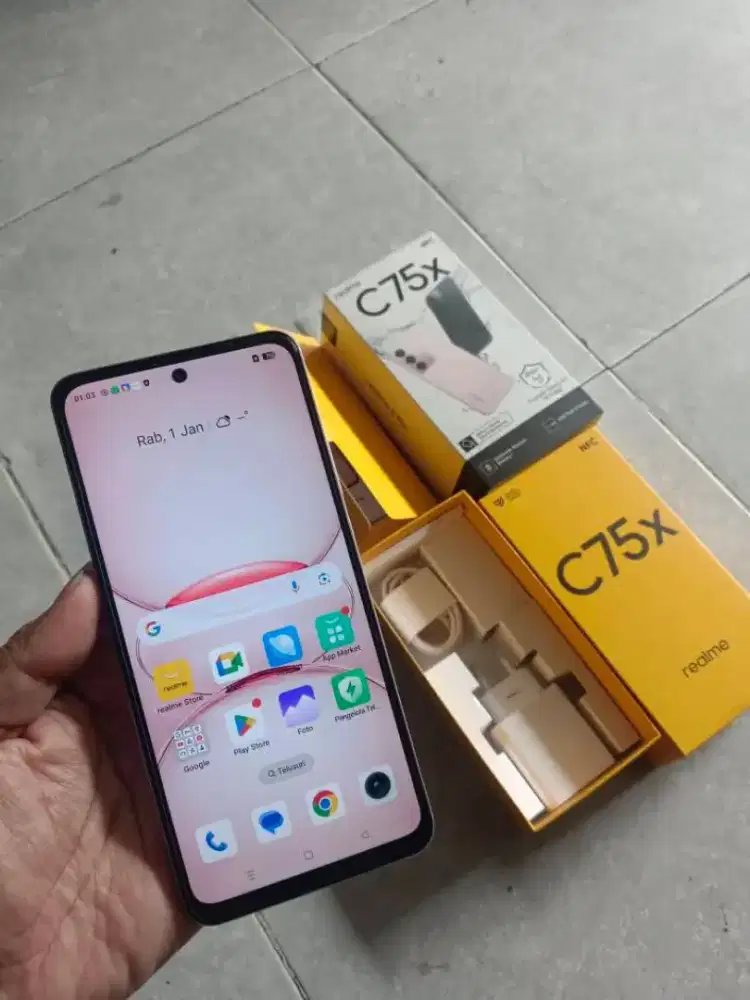 Realme C75x NFC (8/128)