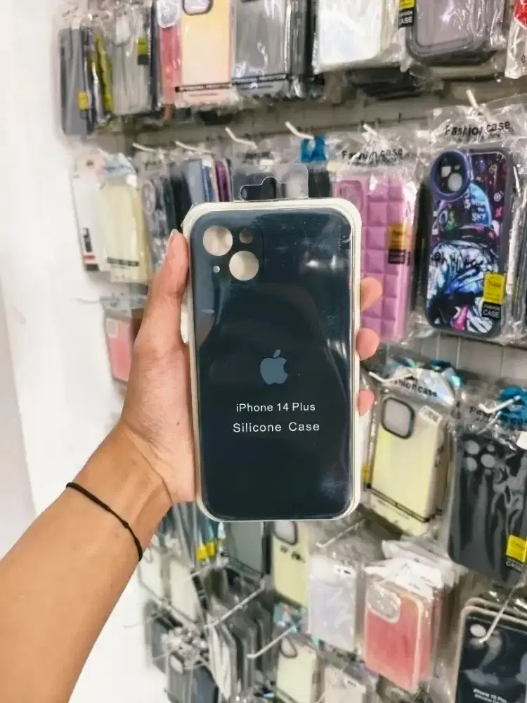 Casing iPhone 14 Plus