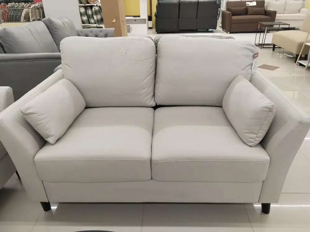 Perabotan rumah,sofa