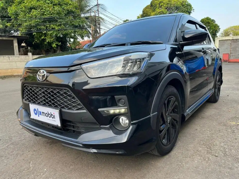 DP RENDAH - Toyota Raize 1.0 GR Sport One Tone Bensin-AT 2023 SHKO