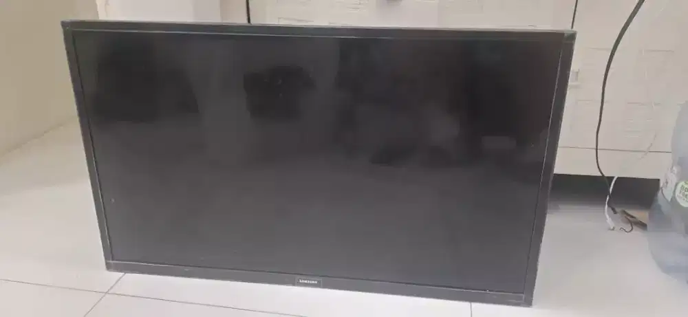 TV LED SAMSUNG 32 INCHES