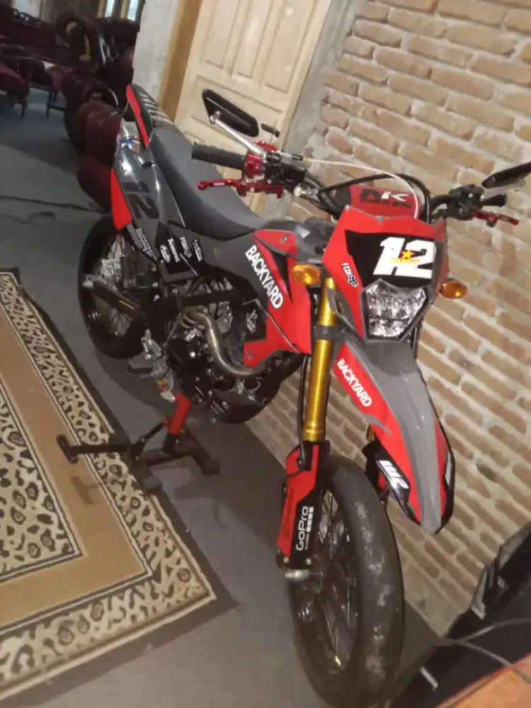 KLX SM SE  modif cantik