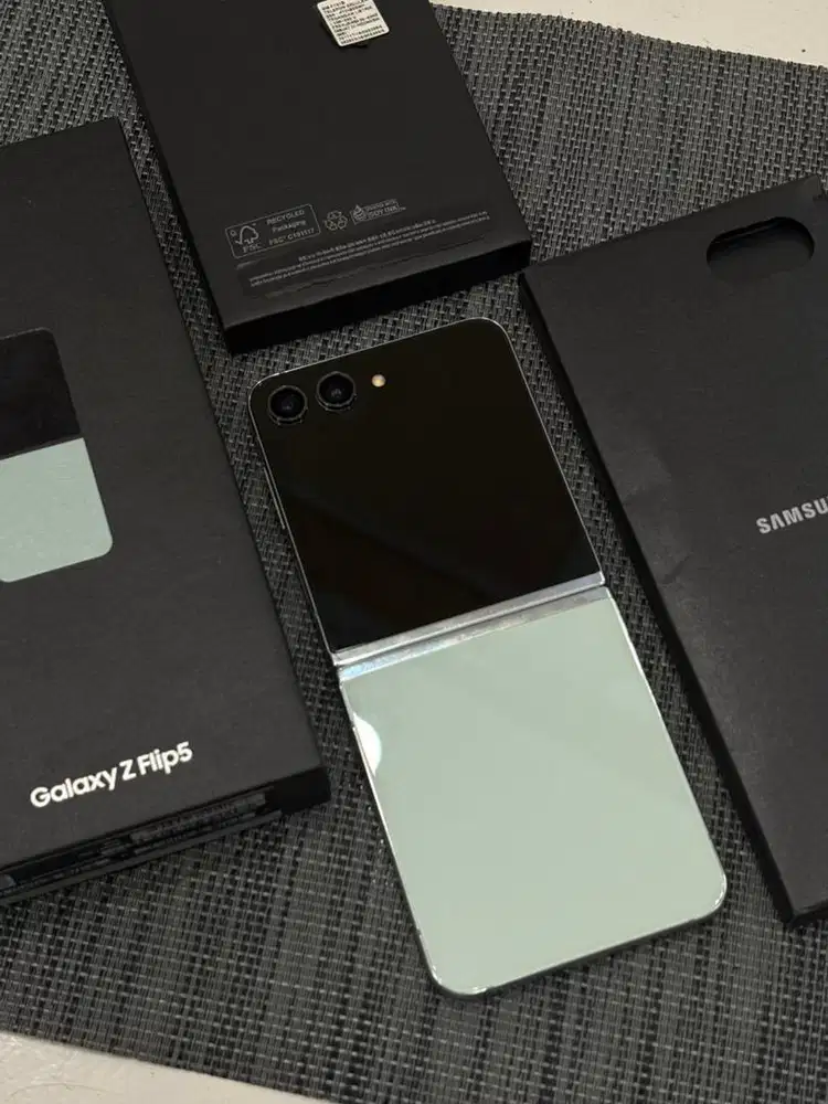 Samsung z flip 5 8/512gb fullset sein
