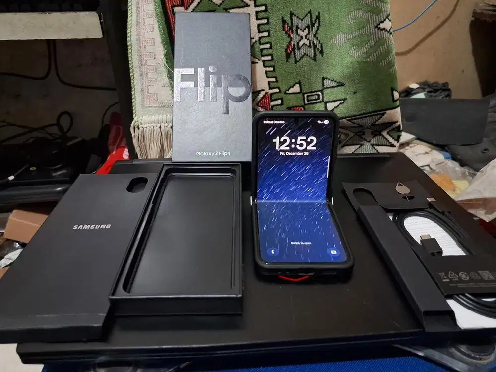Samsung galaxy flip4 8/256gb ex sein