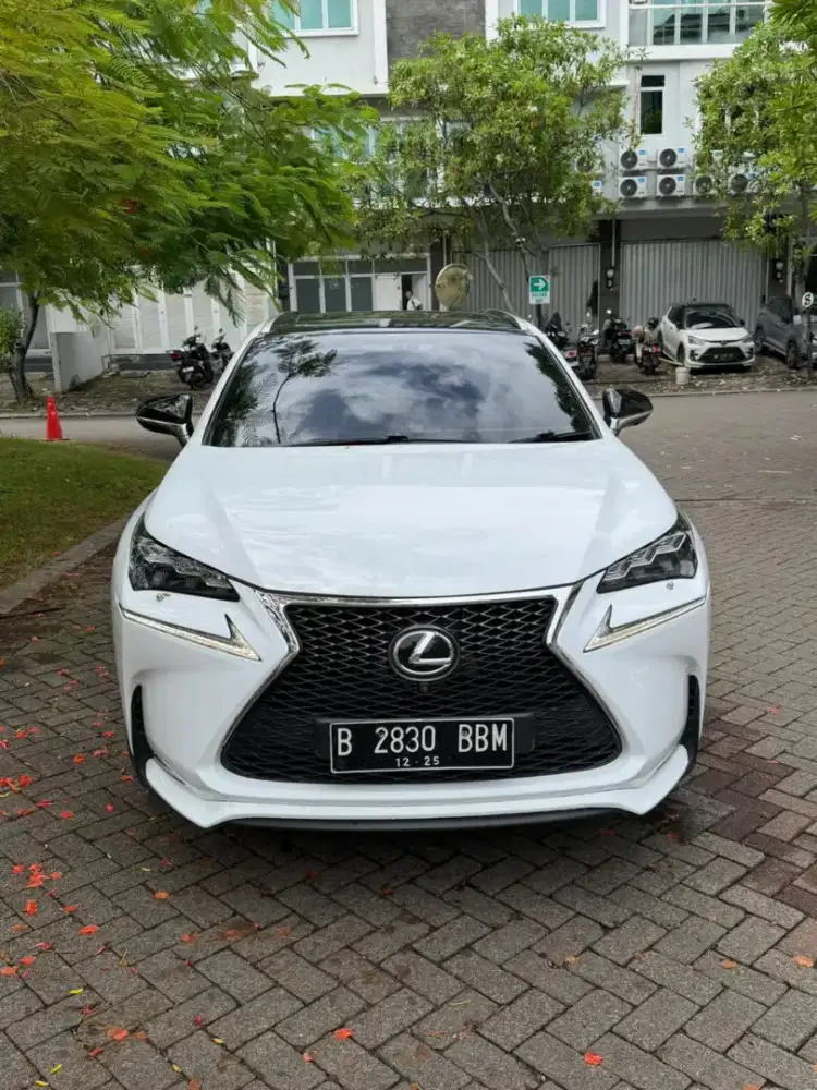 Lexus NX200t F-sport 2016