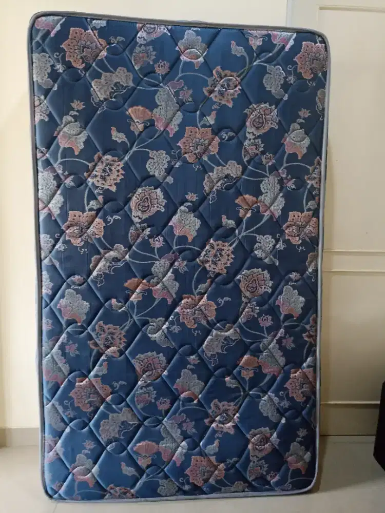 Dijual kasur spring bed ukuran 120