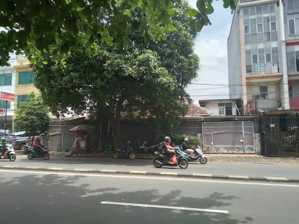 JUAL CEPAT RUMAH LAMA HITUNG TANAH DI KOMPLEK PERTAMBANGAN