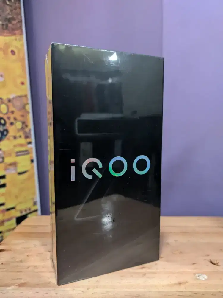 Iqoo z10r 12/256gb