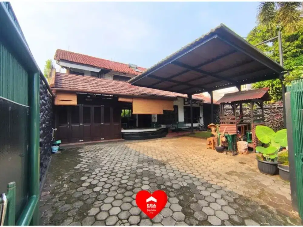 Rumah Bagus di Jl. Lebak Bulus, Cilandak, Jakarta Selatan