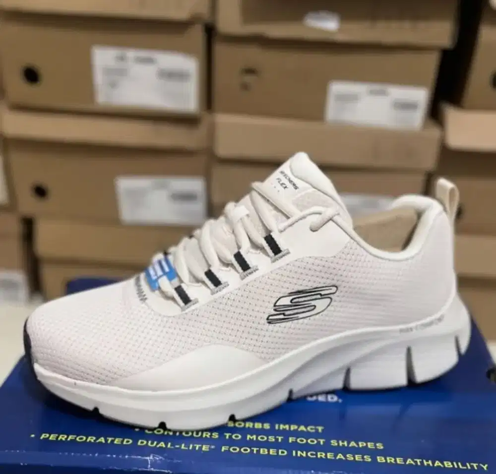 Sepatu skechers cowok original store