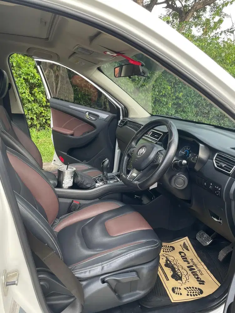 DFSK Glory 580 ( 2018) SUV canggih, Gesit & Lincah