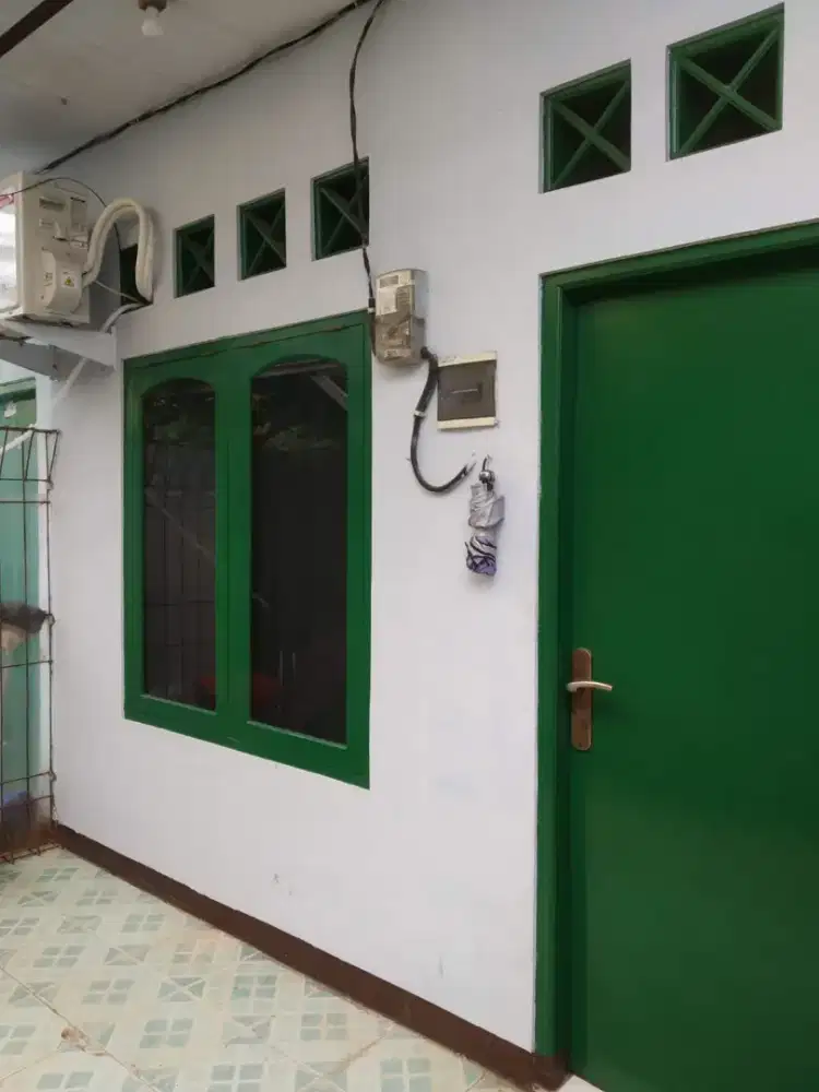 Disewakan kontrakan 3 petakan di Cikoko Pancoran Jaksel