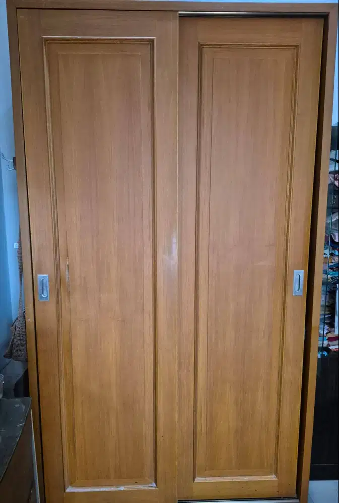 Lemari pakaian 2 pintu sliding