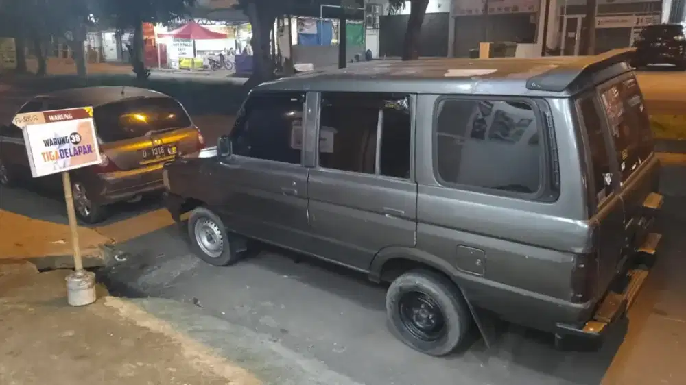 Dijual cepat butuh uang mobil kijang