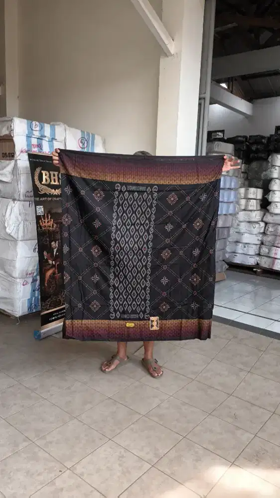 Di jual per 10 pcs sarung wadimor  balimoon