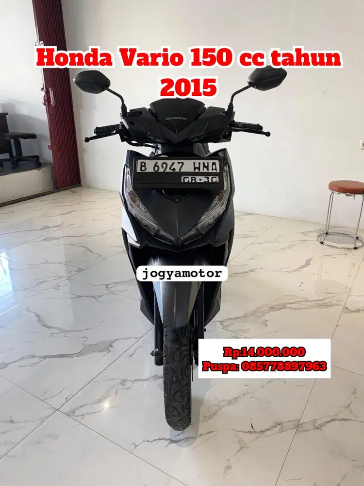 (B) Honda Vario 150 tahun 2015