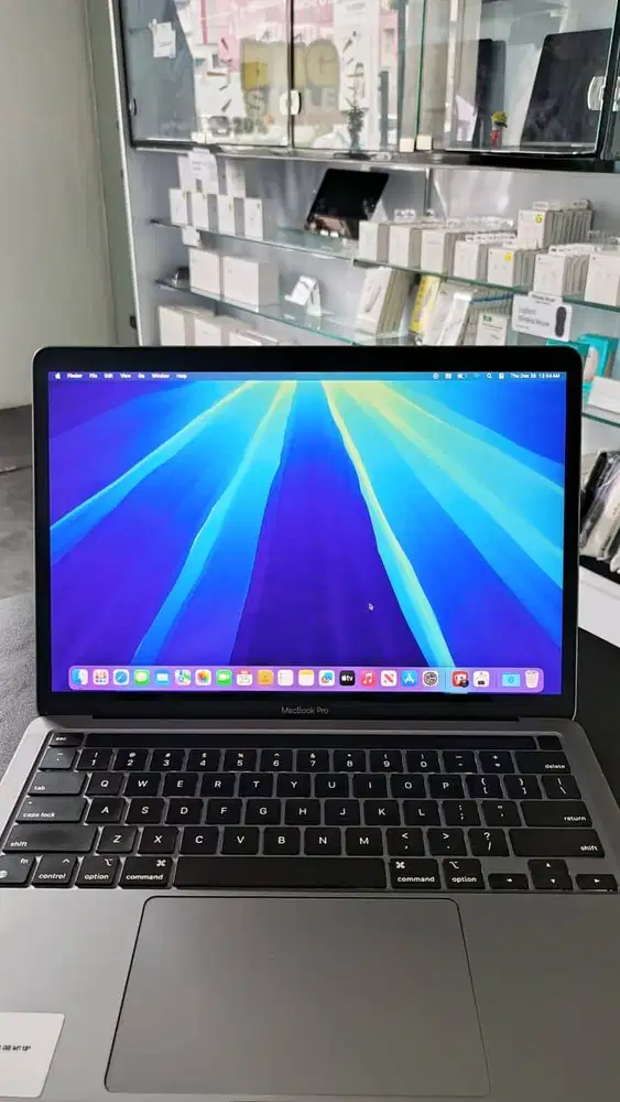 MacBook Pro 2020 RAM 8/512 GB M1 13-Inch Space Grey