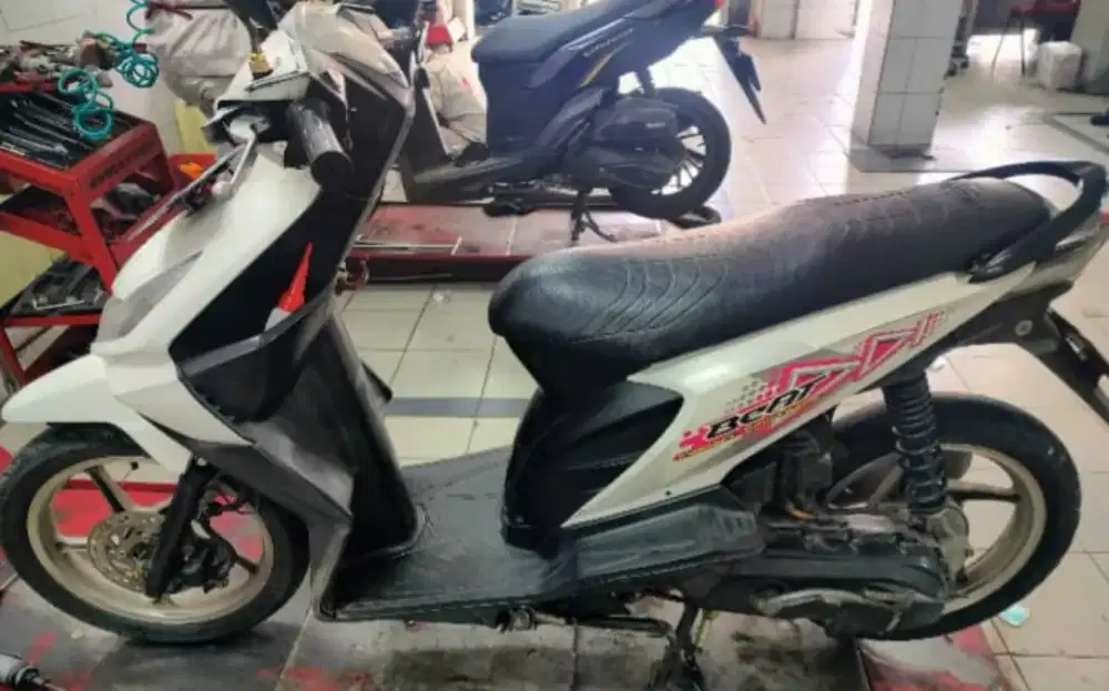 Jual beat 2011 kondisi oke