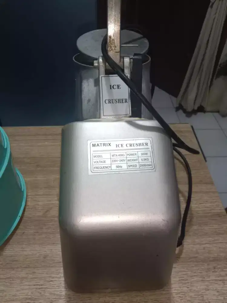 Serutan ES Matrix Ice Crusher MTX-400G